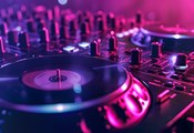 Schloss on fire! Der Schlosshof wird zum Dancefloor