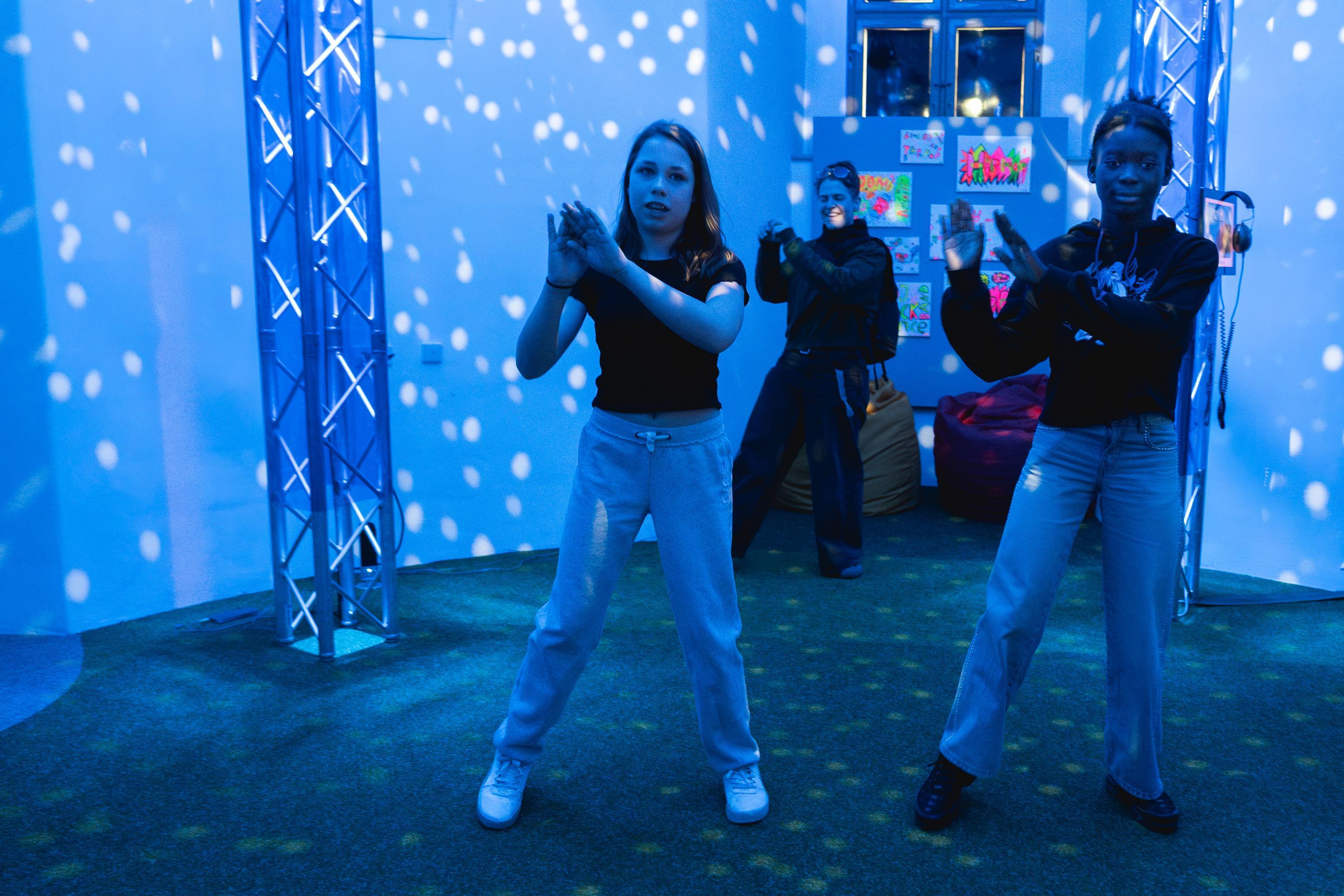 Leider haben wir keinen Alternativtext zu diesem Bild, aber wir arbeiten daran.